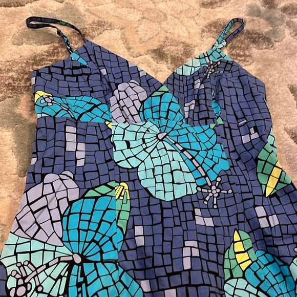 Lilly Pulitzer Dress - Picture 2 of 8